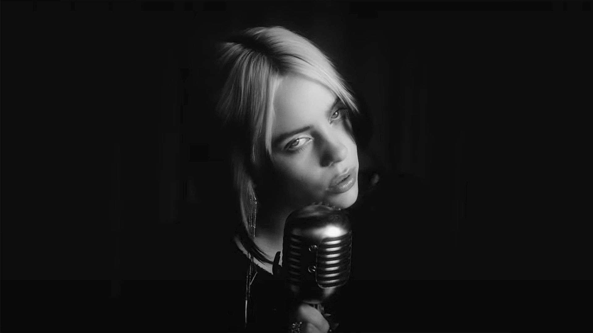 © Vivo / YouTube / Darkroom / Interscope