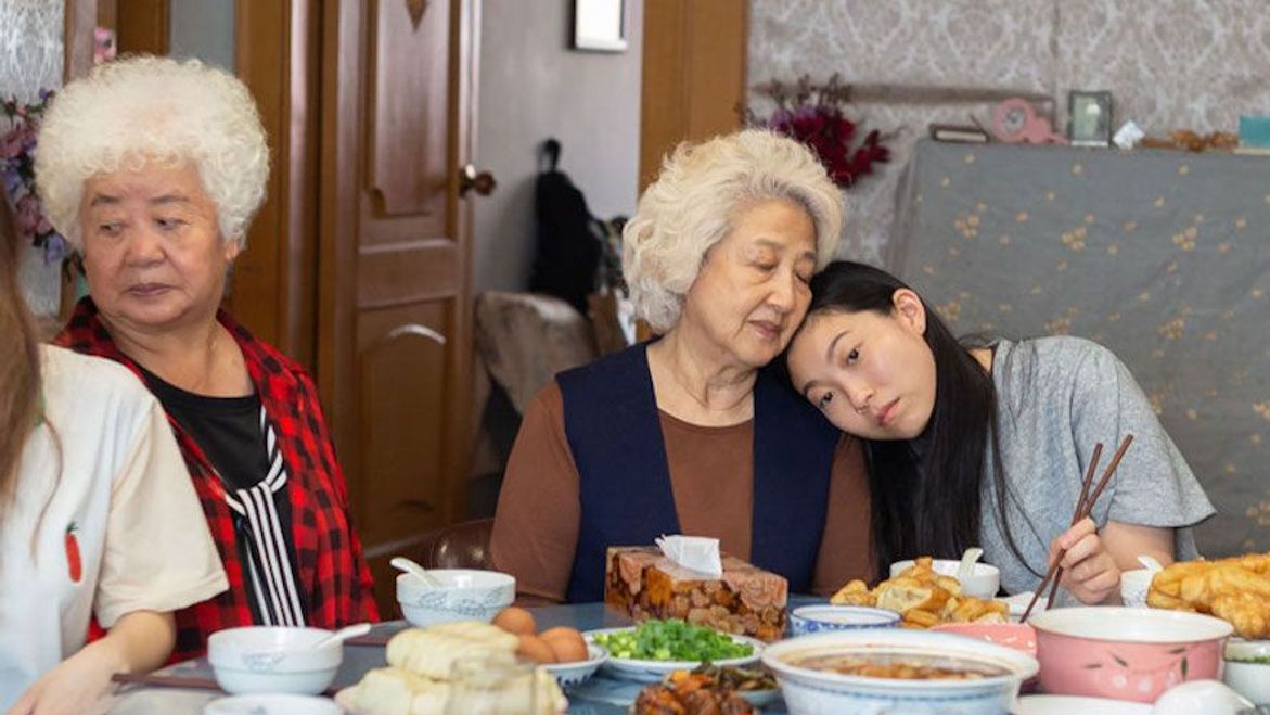 LU Hong ZHAO Shuzhen and Awkwafina in The Farewell