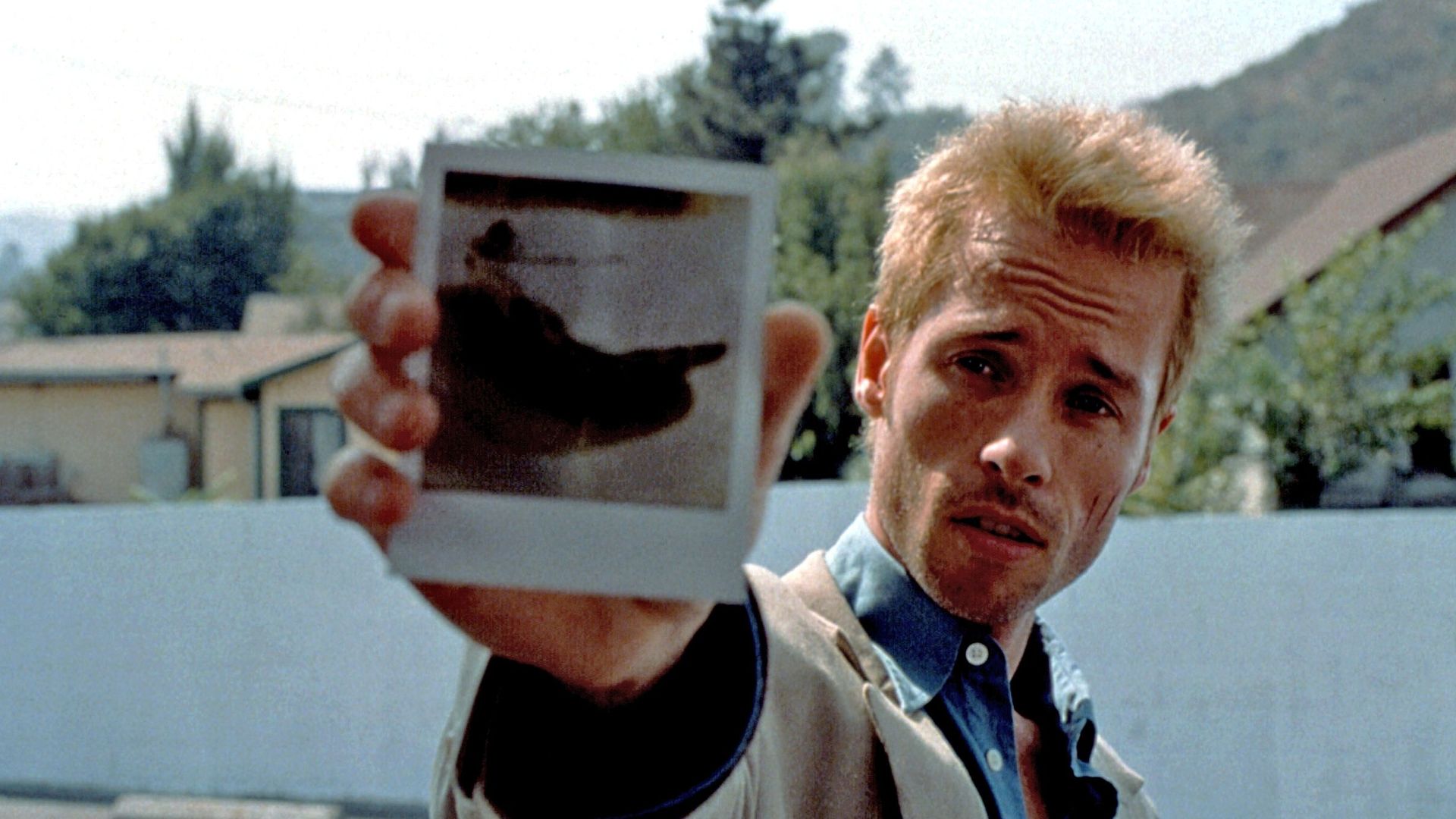 Guy Pearce in "Memento."